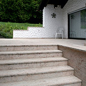 Terrassenplatten in Ivory Brown Oberfläche geflammt gebürstet