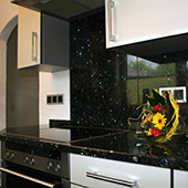 Arbeitsplatte in Laprador Emerald Pearl