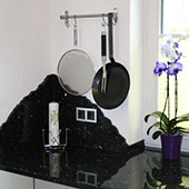 Arbeitsplatte in Laprador Emerald Pearl