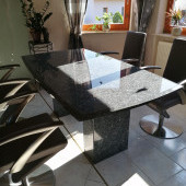 Esstisch in Laprador Bluepearl