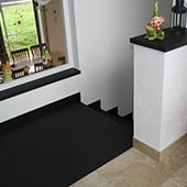 Innentreppe in Granit Absolute Black Oberfläche antik