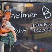Urnennischen und Urnenstelen
